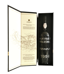 Justino's Madeira Colheita 1998 Verdelho Madeira Medium dry 20% 75cl